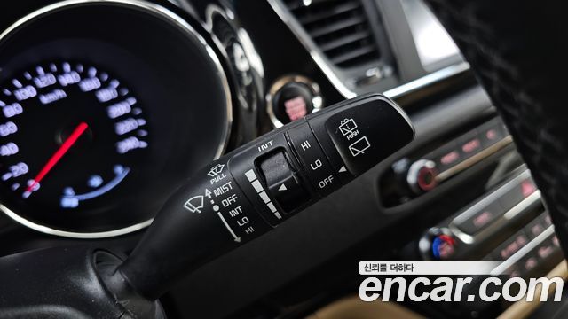 Kia Canival 2019 — photo 30