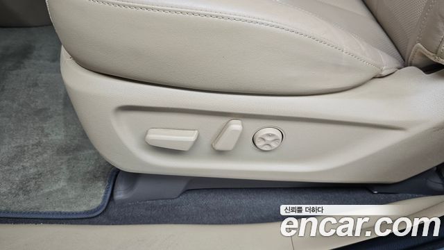 Kia Canival 2019 — photo 31