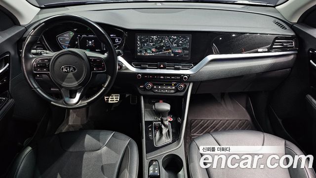Kia Niro 2021 — photo 10