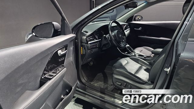 Kia Niro 2021 — photo 13