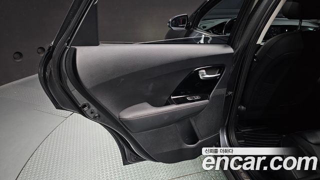 Kia Niro 2021 — photo 15
