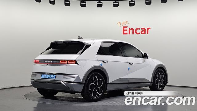 Hyundai Ioniq5 2022 — photo 2
