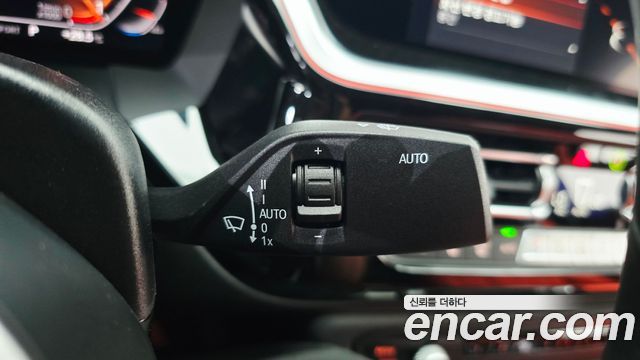 BMW Z4 2025 — photo 25