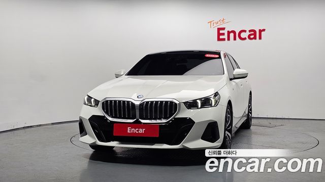 BMW 5-Series 2025 — photo 3