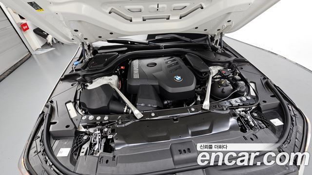BMW 5-Series 2025 — photo 6