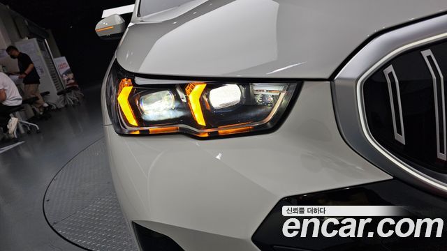 BMW 5-Series 2025 — photo 8