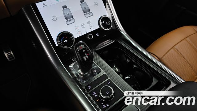 Land Rover Range Rover Sport 2021 — photo 12