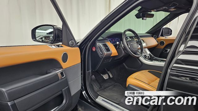Land Rover Range Rover Sport 2021 — photo 13