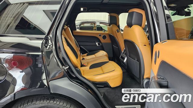 Land Rover Range Rover Sport 2021 — photo 18