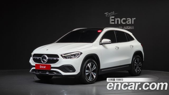 Mercedes-Benz GLA-Class 2021 — photo 1