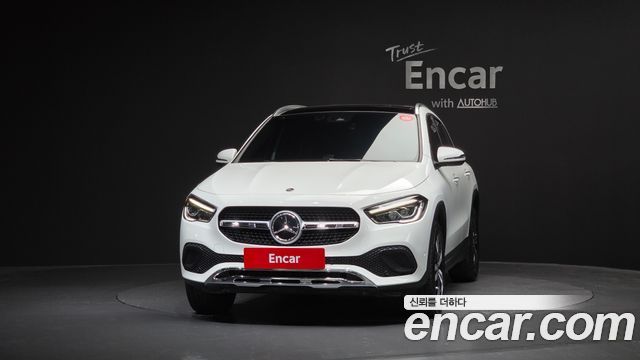 Mercedes-Benz GLA-Class 2021 — photo 3