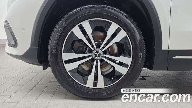 Mercedes-Benz GLA-Class 2021 — photo 5