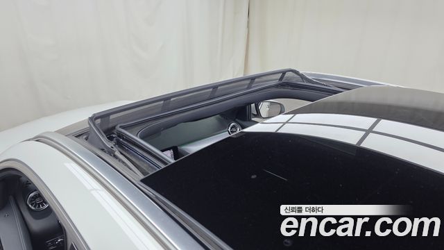 Mercedes-Benz GLA-Class 2021 — photo 25