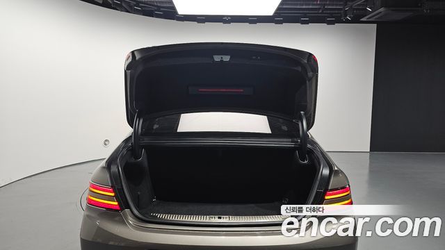 Genesis G90 2020 — photo 26