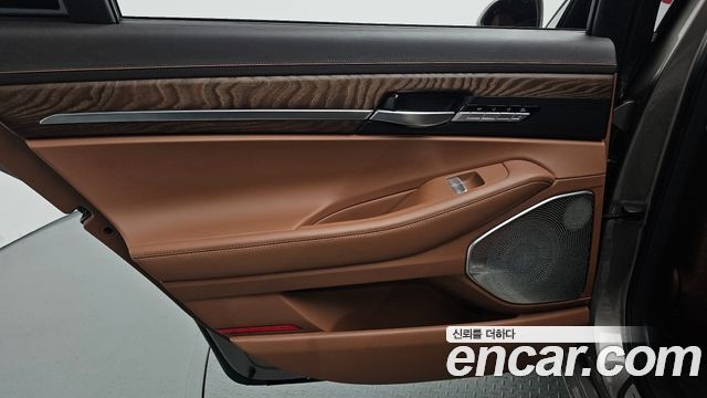 Genesis G90 2020 — photo 15