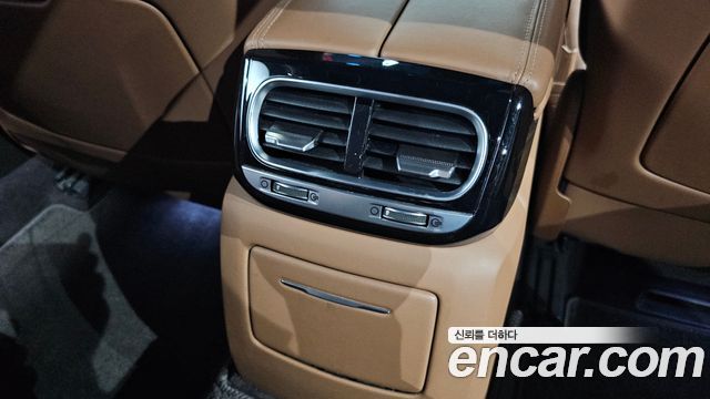 Genesis G90 2020 — photo 27