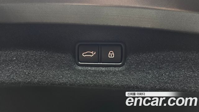 Genesis G90 2020 — photo 28