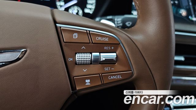 Genesis G90 2020 — photo 35
