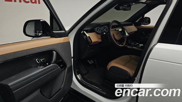 Land Rover Range Rover Sport 2025 — photo 13