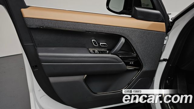 Land Rover Range Rover Sport 2025 — photo 14