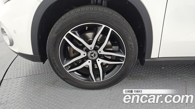 Mercedes-Benz GLA-Class 2019 — photo 5