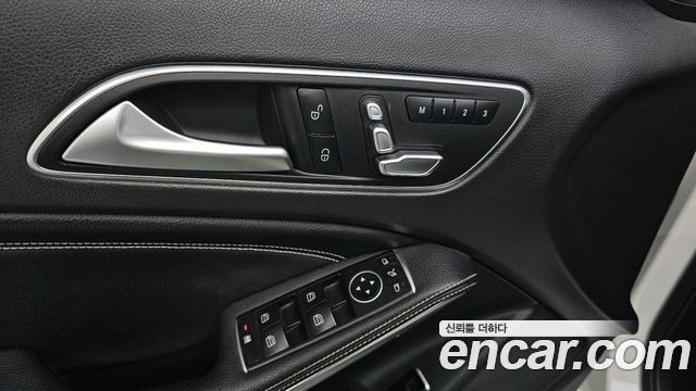 Mercedes-Benz GLA-Class 2019 — photo 24