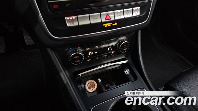 Mercedes-Benz GLA-Class 2019 — photo 28