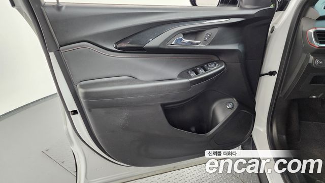 Chevrolet Korea Trailblazer 2023 — photo 14