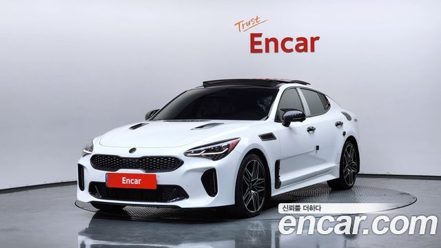 Kia Stinger 2021 — photo 1