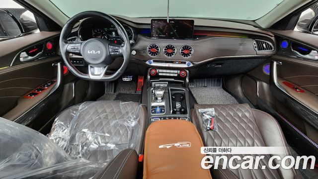 Kia Stinger 2021 — photo 10