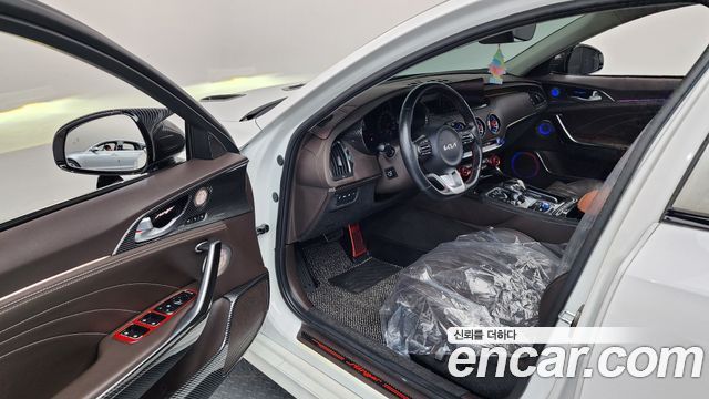 Kia Stinger 2021 — photo 13