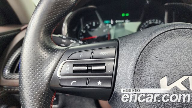 Kia Stinger 2021 — photo 23