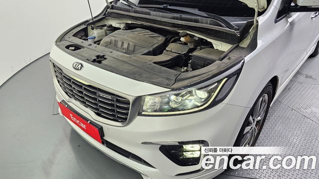 Kia Canival 2020 — photo 6