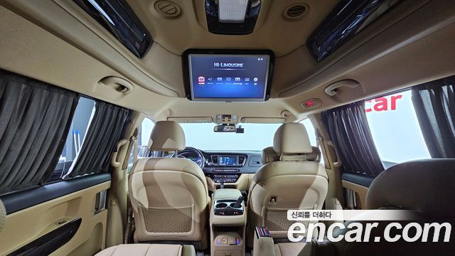 Kia Canival 2020 — photo 19