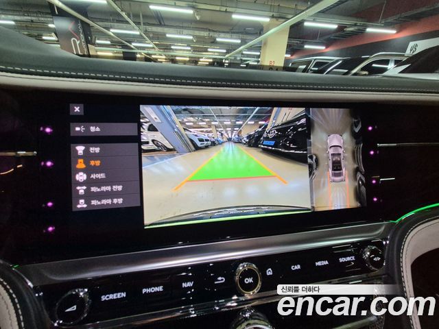 Bentley Flying Spur 2024 — photo 13