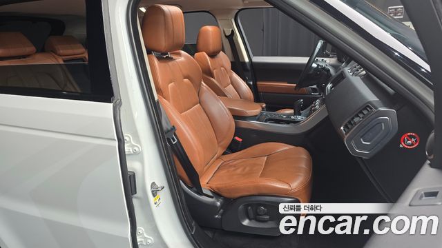 Land Rover Range Rover Sport 2016 — photo 12