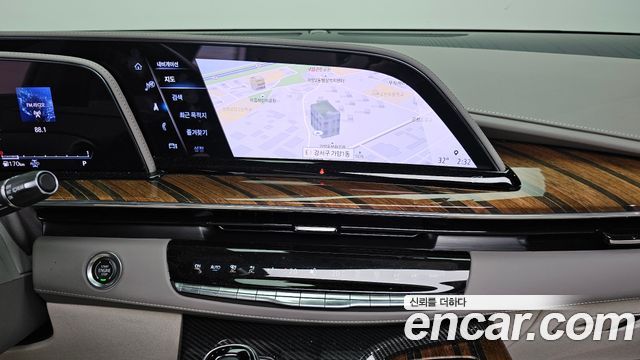 Cadillac Escalade 2023 — photo 20