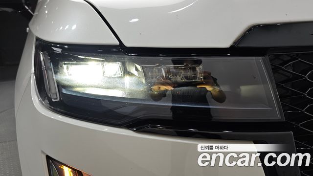 Cadillac Escalade 2023 — photo 8