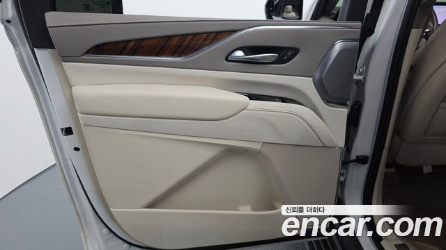 Cadillac Escalade 2023 — photo 15