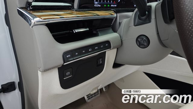 Cadillac Escalade 2023 — photo 27