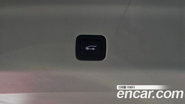 Cadillac Escalade 2023 — photo 33