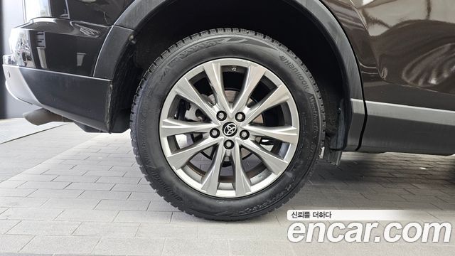 Toyota RAV4 2017 — photo 5