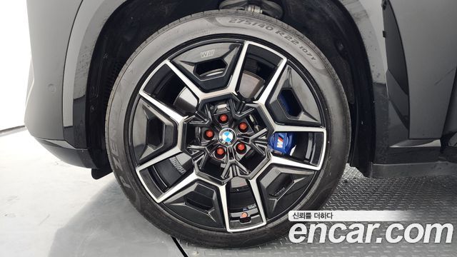 BMW XM 2025 — photo 5