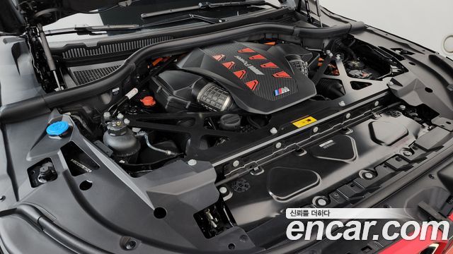 BMW XM 2025 — photo 6