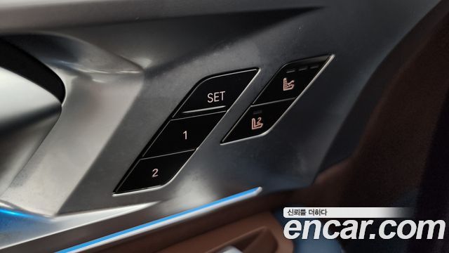BMW XM 2025 — photo 25