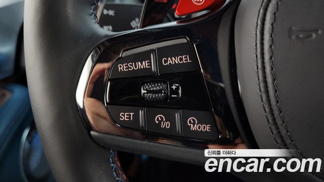 BMW XM 2025 — photo 26
