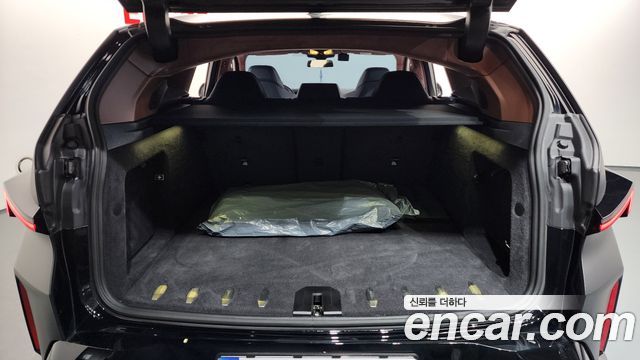 BMW XM 2025 — photo 28