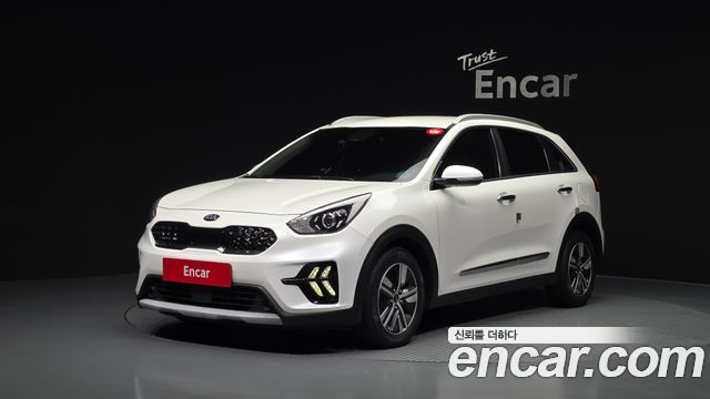 Kia Niro 2020 — photo 1