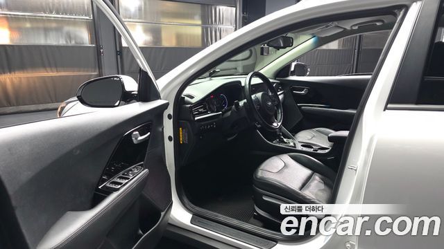 Kia Niro 2020 — photo 10