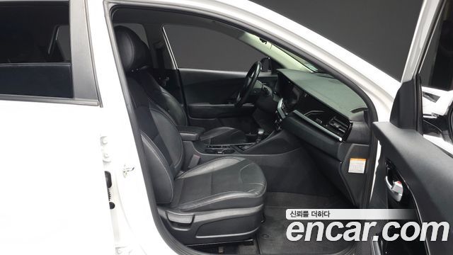 Kia Niro 2020 — photo 11